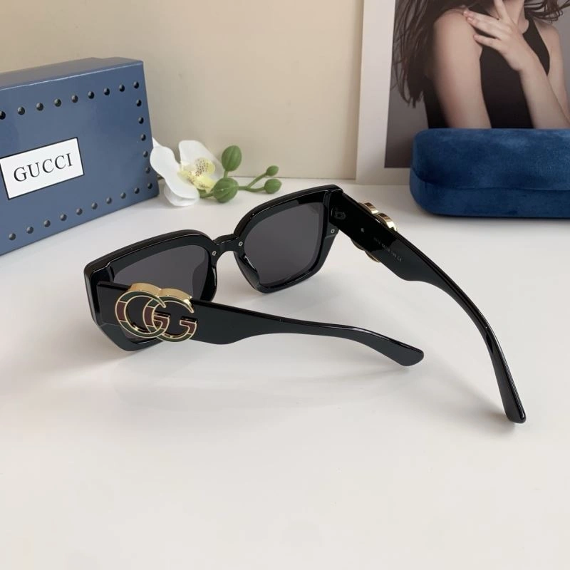 Gucci Sunglasses Durable 279531