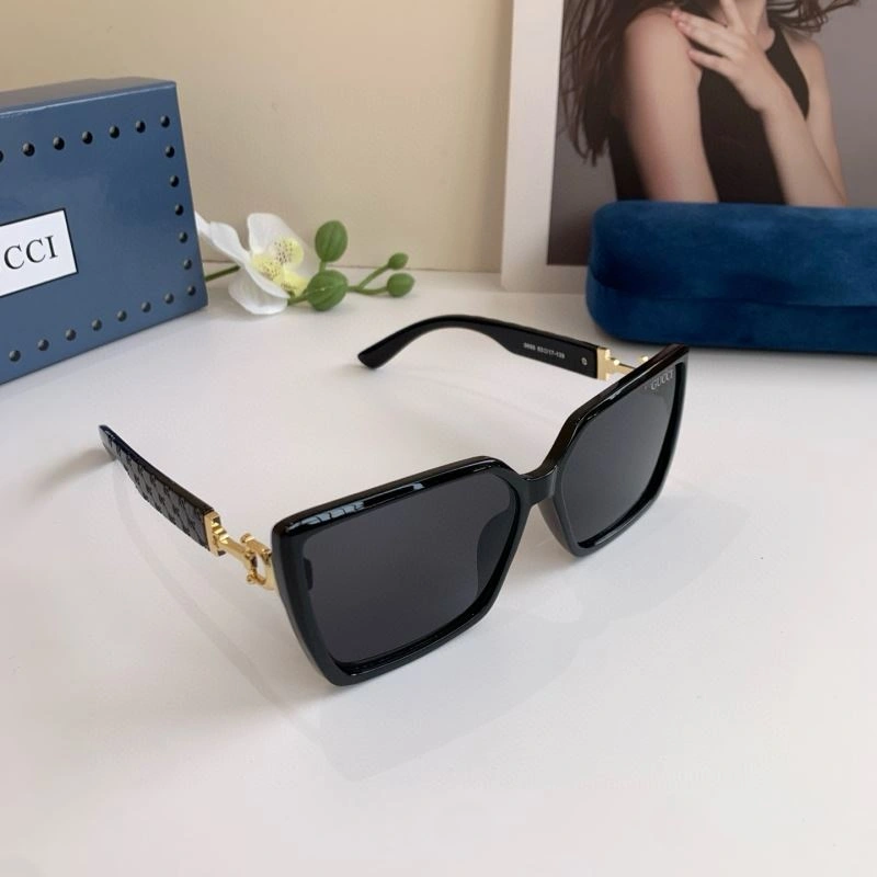 Flexible Gucci Sunglasses 279530
