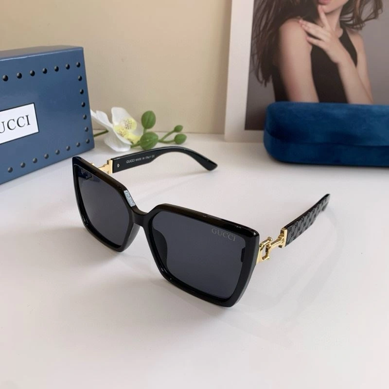 Flexible Gucci Sunglasses 279530