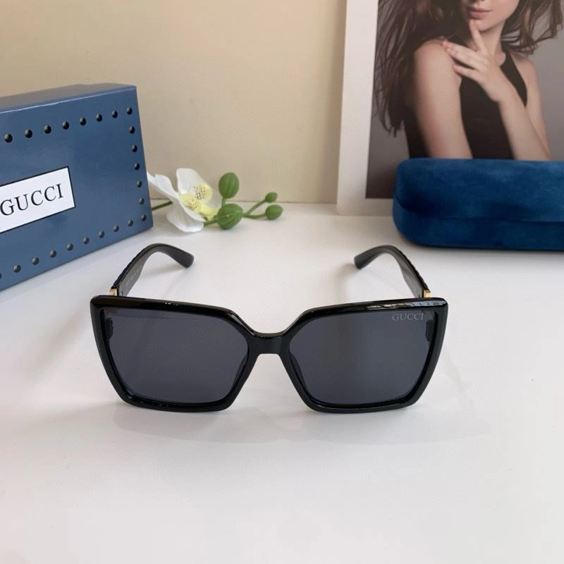 Flexible Gucci Sunglasses 279530