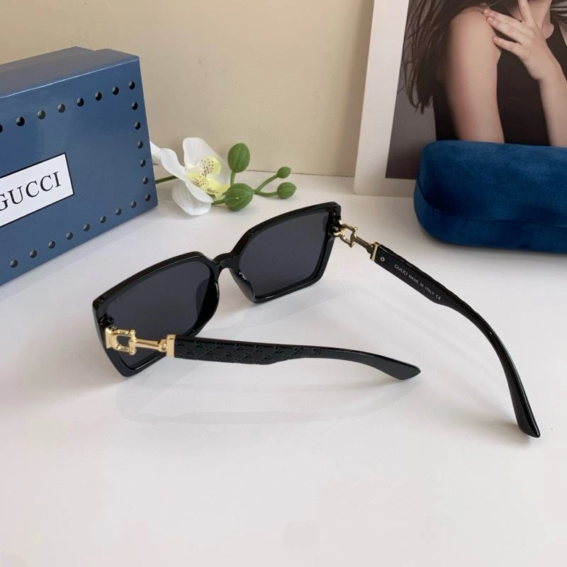 Flexible Gucci Sunglasses 279530