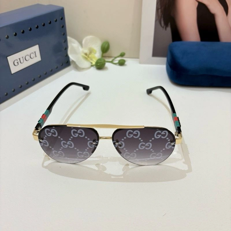 Effortless Gucci Sunglasses 279506