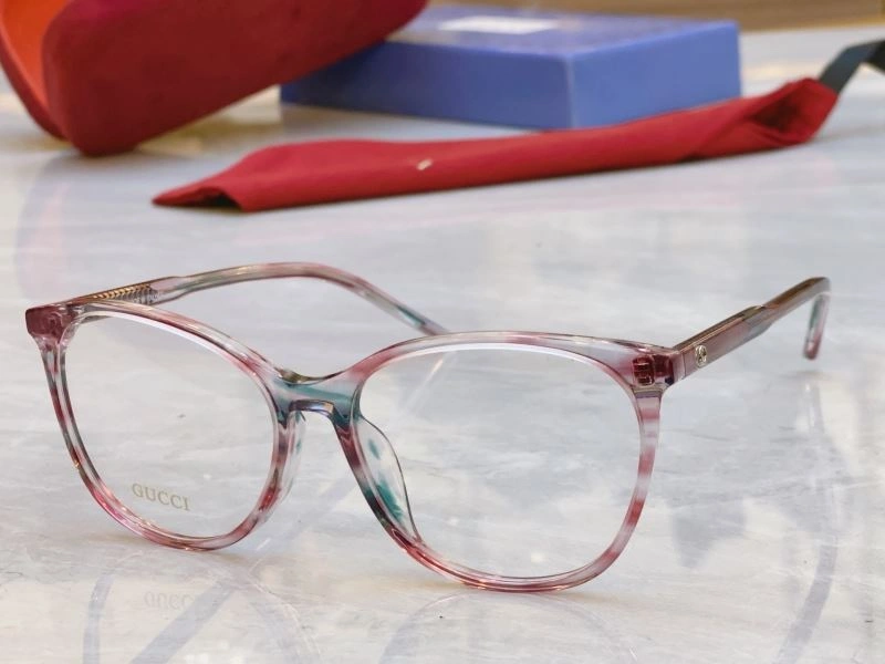 Minimalist Gucci Sunglasses 279525