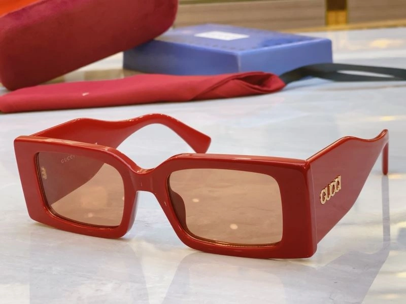 Gucci Sunglasses EasyMatch 279519