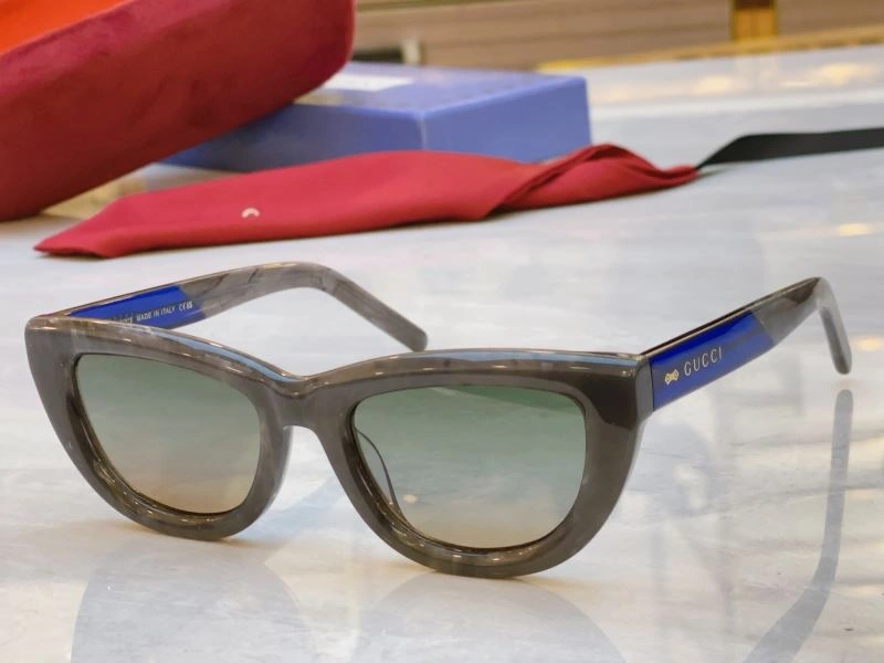 Casual Gucci Sunglasses 279502