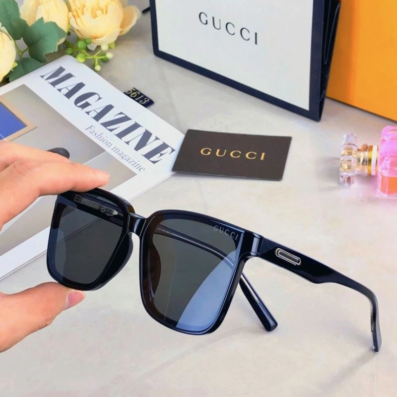 FashionForward Gucci Sunglasses 279503