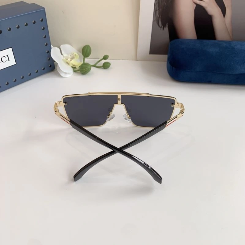 Gucci Sunglasses WeatherProof 279496