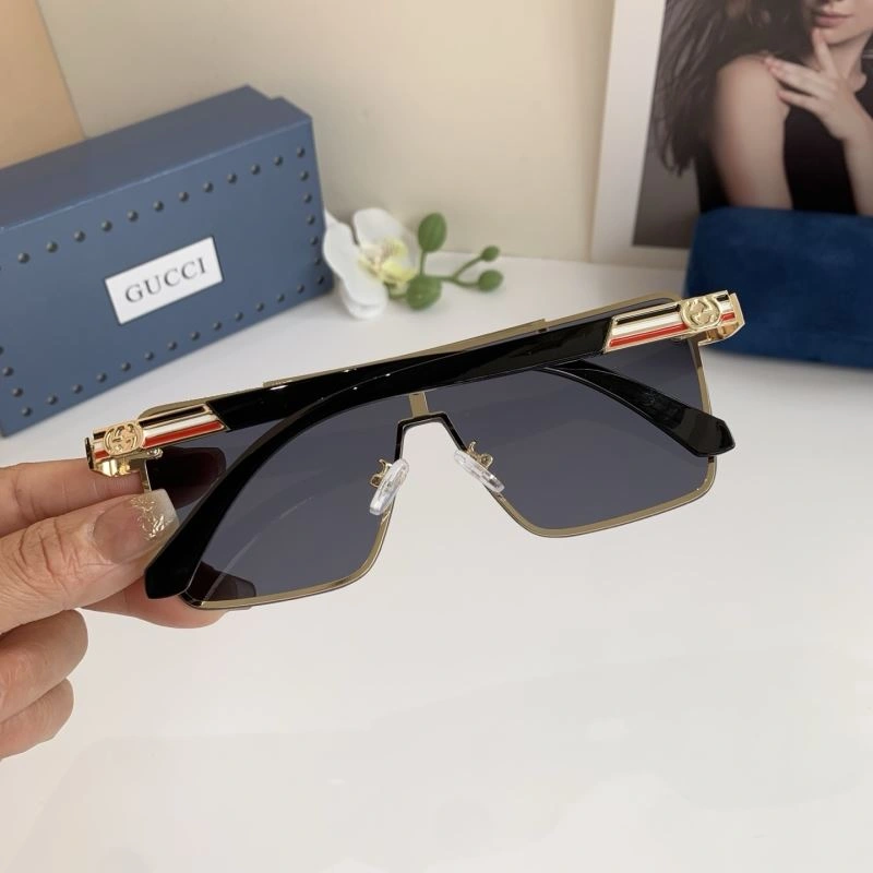 Sustainable Gucci Sunglasses 279493