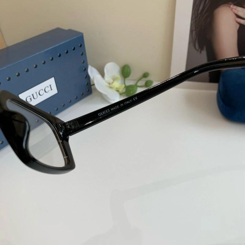 Breathable Gucci Sunglasses 279492
