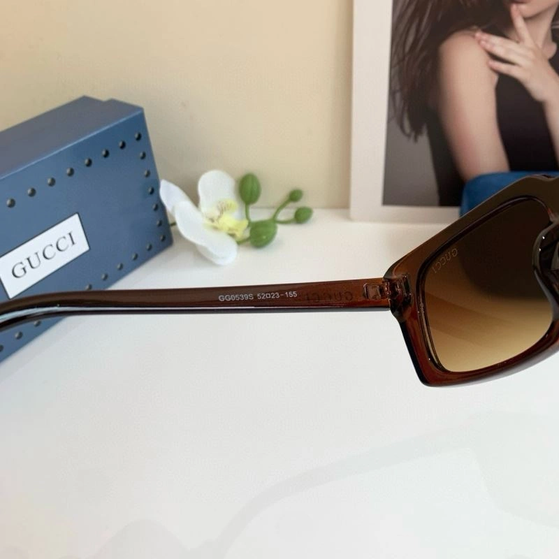 Gucci Sunglasses Stylish 279491
