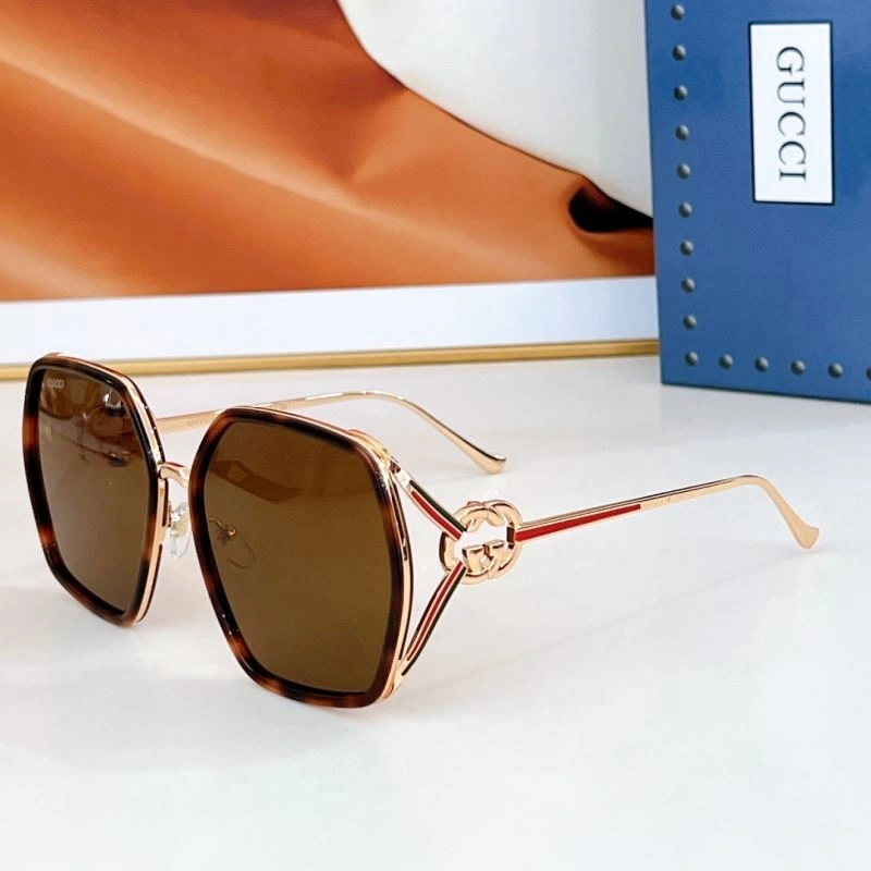 Gucci Sunglasses Compact 279486