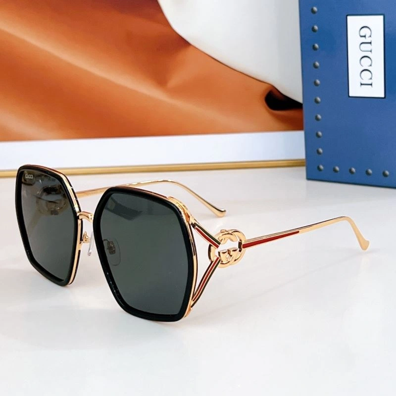 Gucci Sunglasses Compact 279486