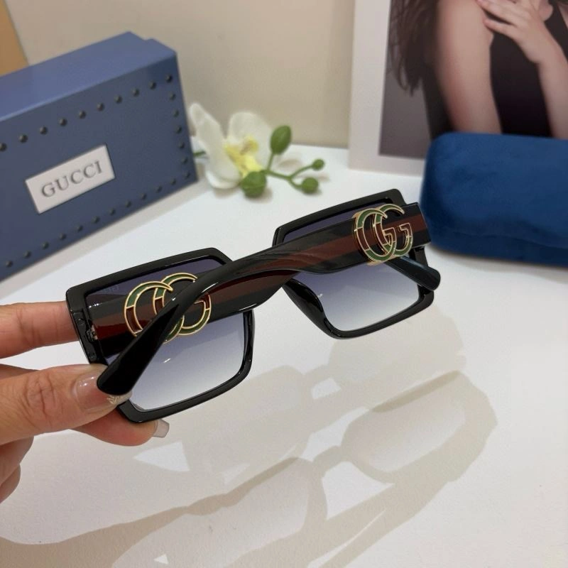 Gucci Sunglasses Contemporary 279464