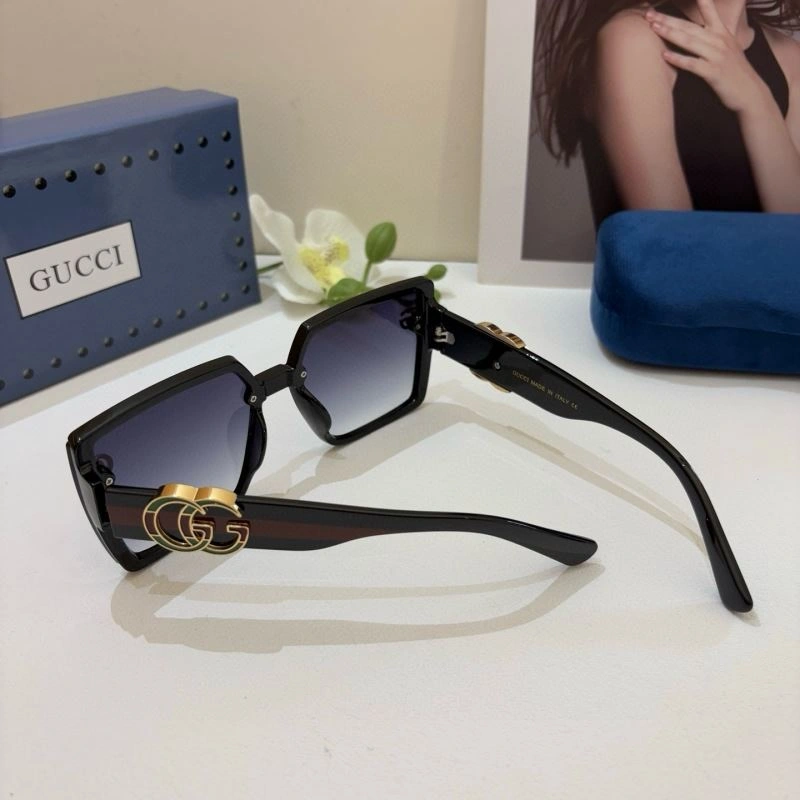 Gucci Sunglasses Contemporary 279464