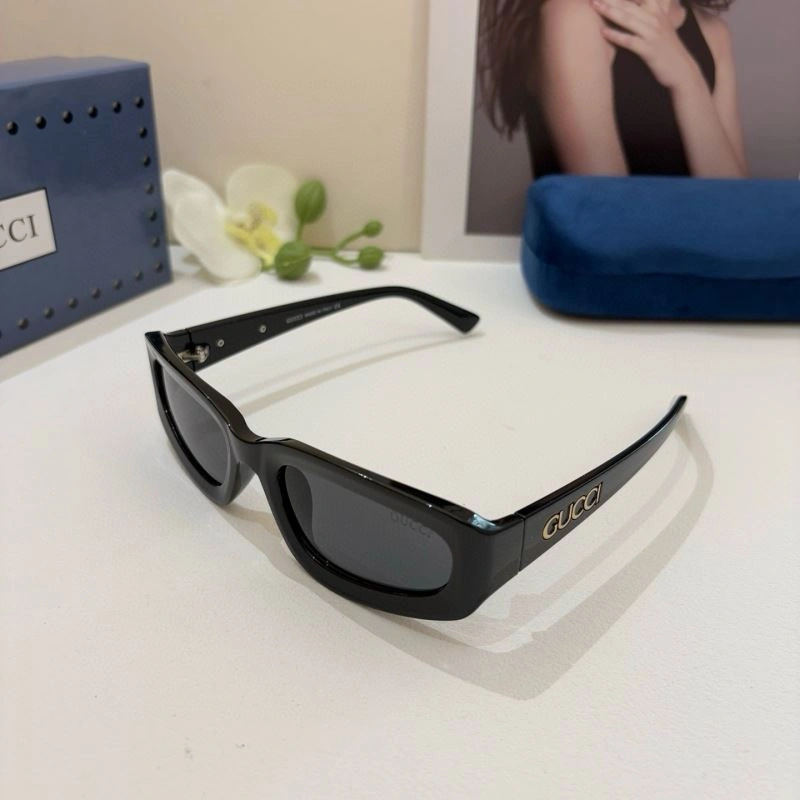 Gucci Sunglasses Durable 279461