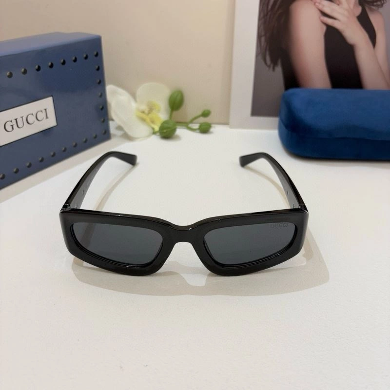 Gucci Sunglasses Durable 279461