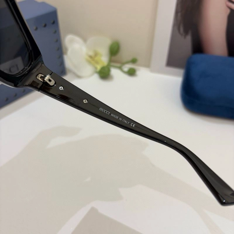 Gucci Sunglasses Durable 279461