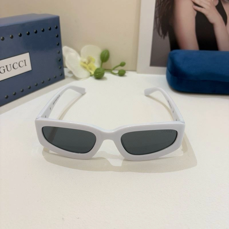 Gucci Sunglasses UrbanChic 279466
