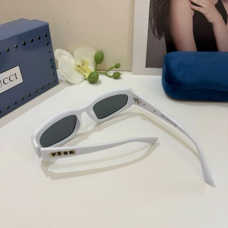 Gucci Sunglasses UrbanChic 279466