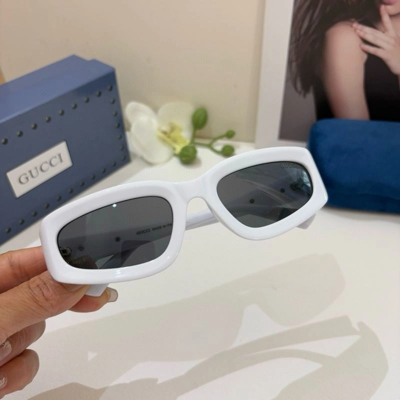 Gucci Sunglasses UrbanChic 279466