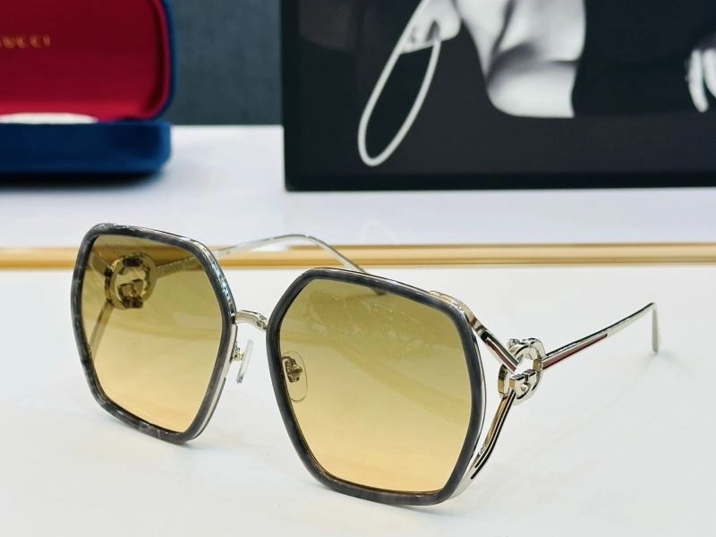 Gucci Sunglasses FreshLook 279483