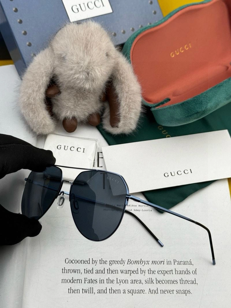 Tailored Gucci Sunglasses 279475
