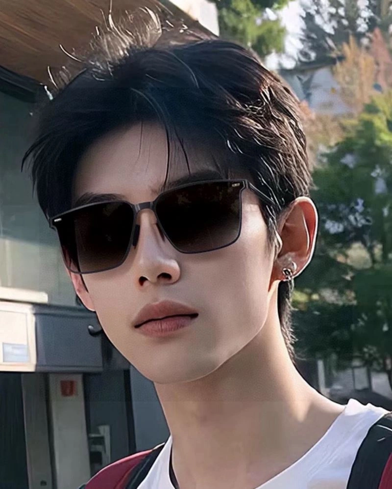 Stylish Gucci Sunglasses 279479