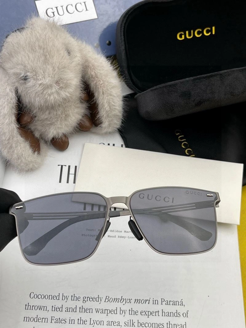 Stylish Gucci Sunglasses 279479