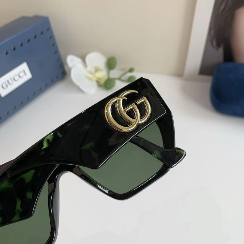 Gucci Sunglasses Effortless 279463