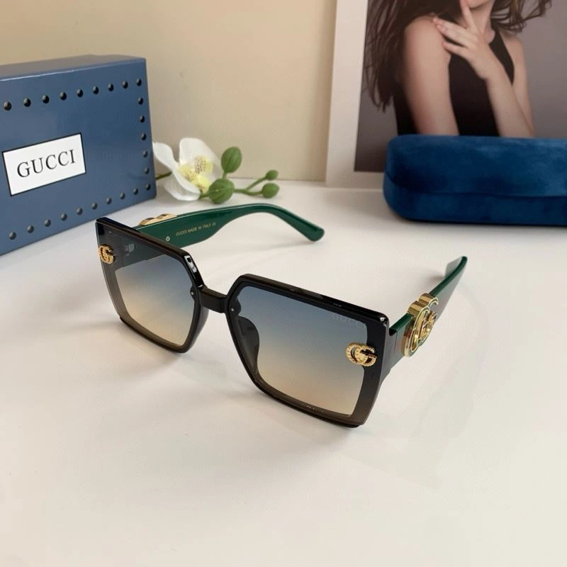 Lightweight Gucci Sunglasses 279457
