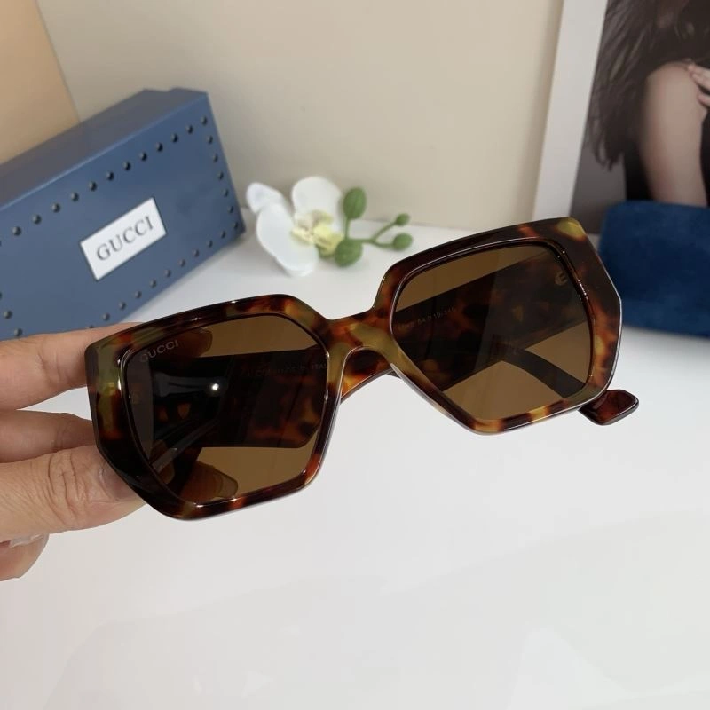 Gucci Sunglasses SunProtective 279453