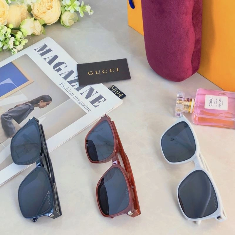 Gucci Sunglasses MultiPurpose 279456