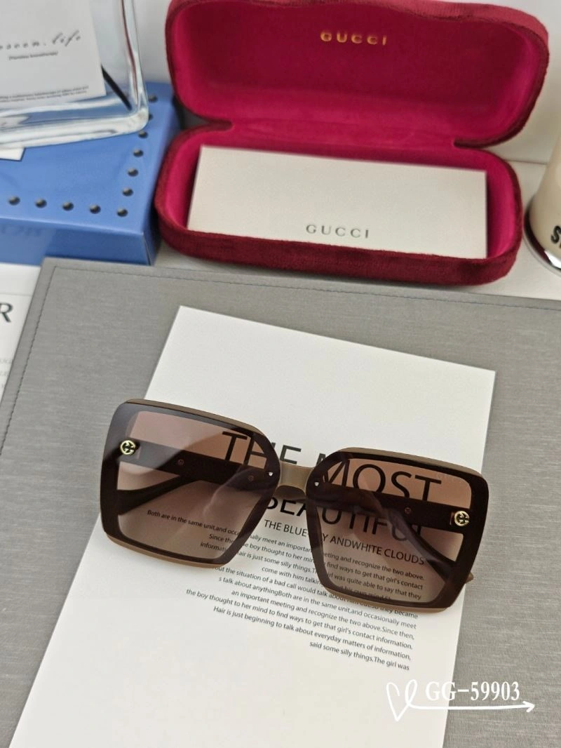 Comfortable Gucci Sunglasses 279455