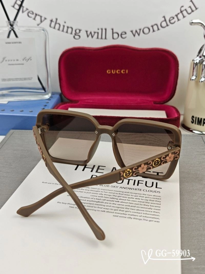 Comfortable Gucci Sunglasses 279455