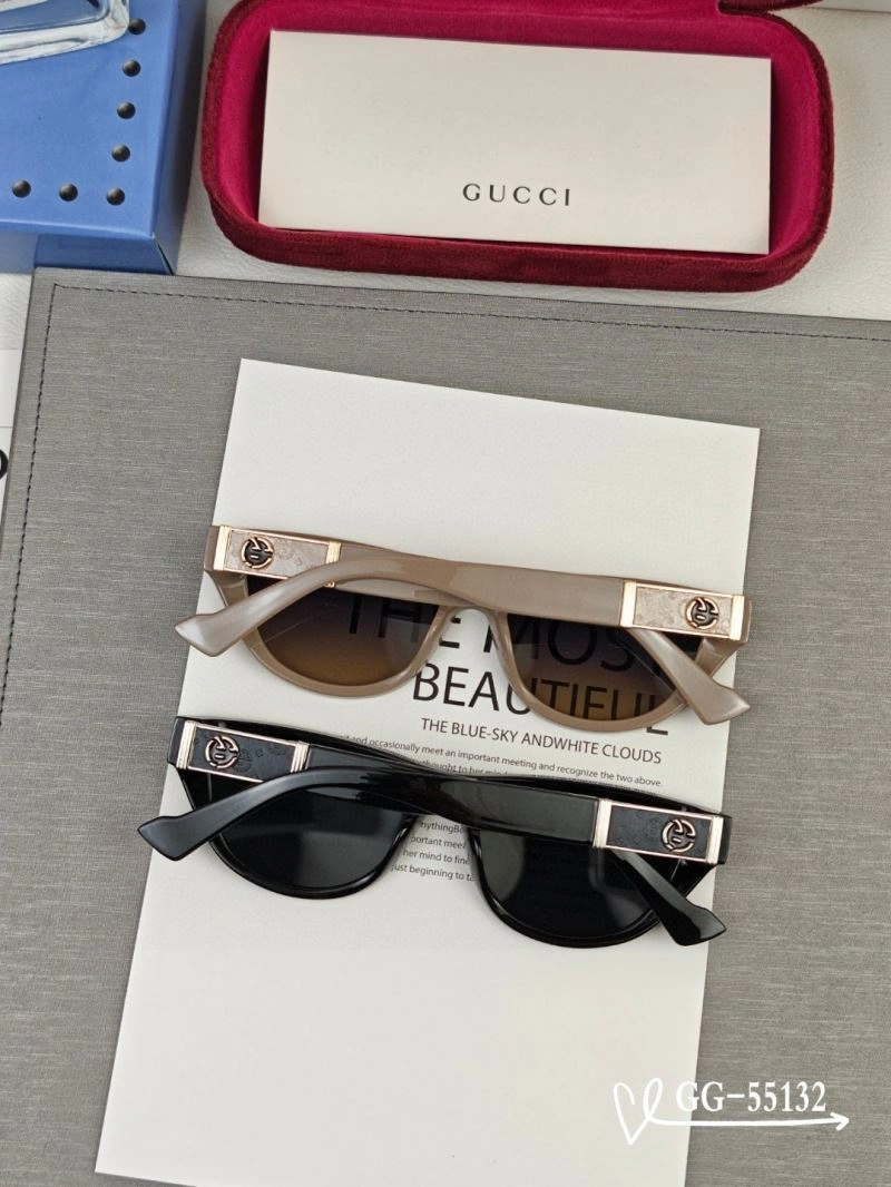 Trendsetting Gucci Sunglasses 279452