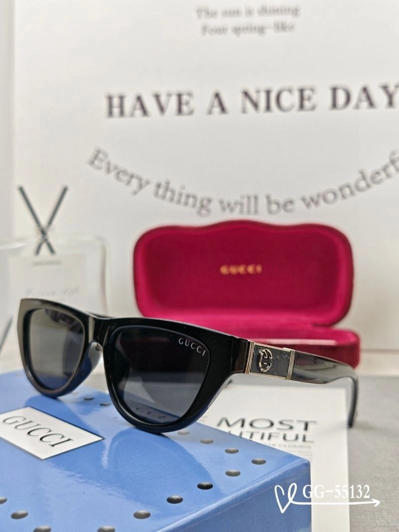 Trendsetting Gucci Sunglasses 279452