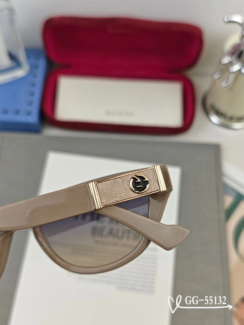 Trendsetting Gucci Sunglasses 279452