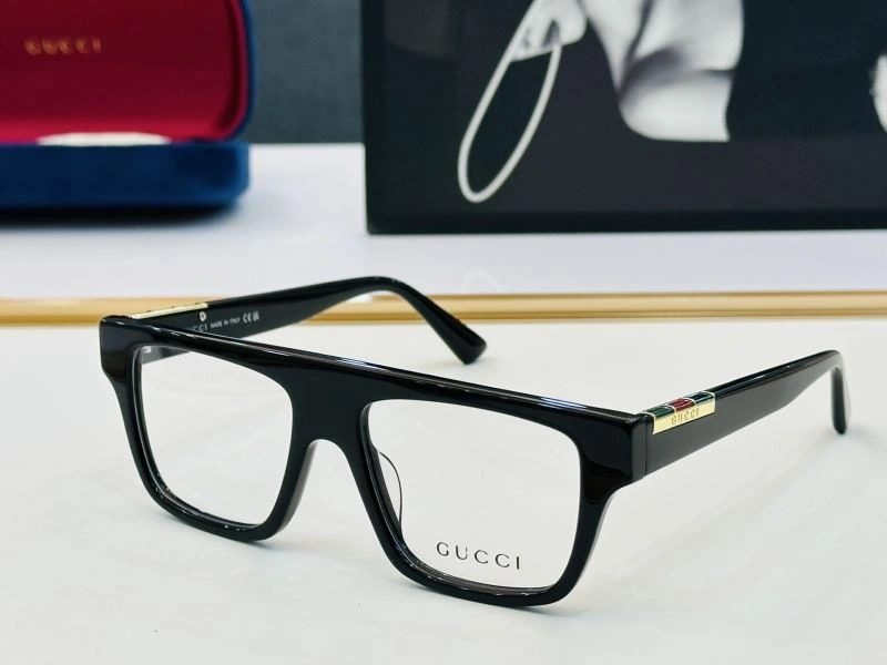Gucci Sunglasses Fashionable 279444