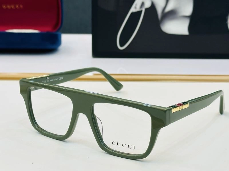 Gucci Sunglasses Fashionable 279444