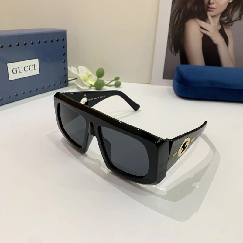 Gucci Sunglasses Youthful 279432