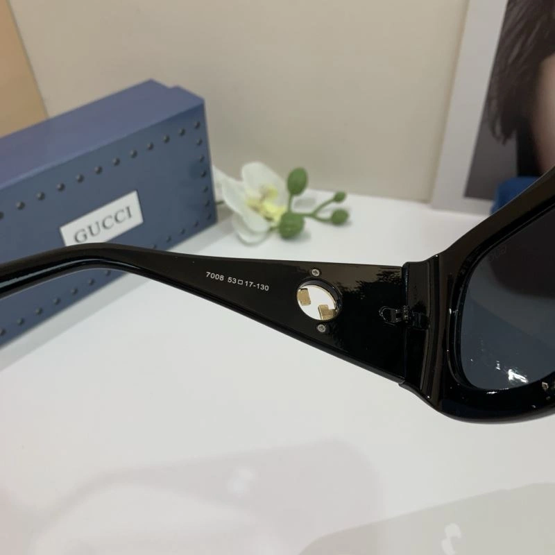 Gucci Sunglasses Youthful 279432