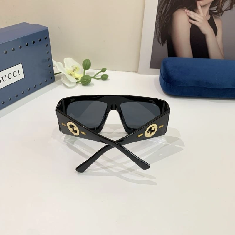 Gucci Sunglasses Youthful 279432