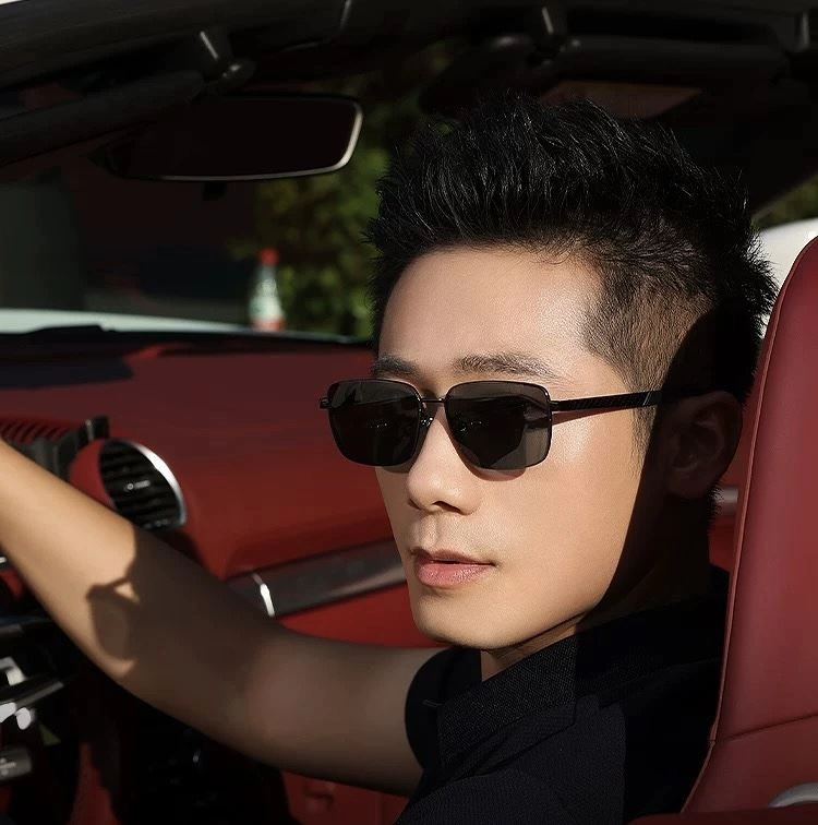 Resilient Gucci Sunglasses 279427