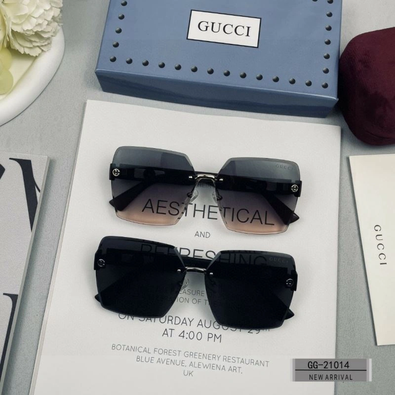 Elegant Gucci Sunglasses 279425