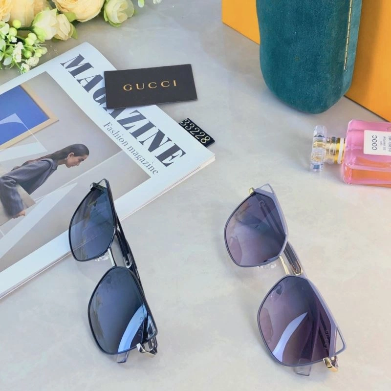 Gucci Sunglasses Youthful 279421