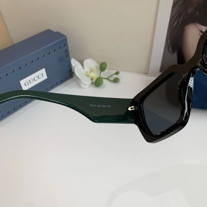 Gucci Sunglasses TimelessDesign 279414