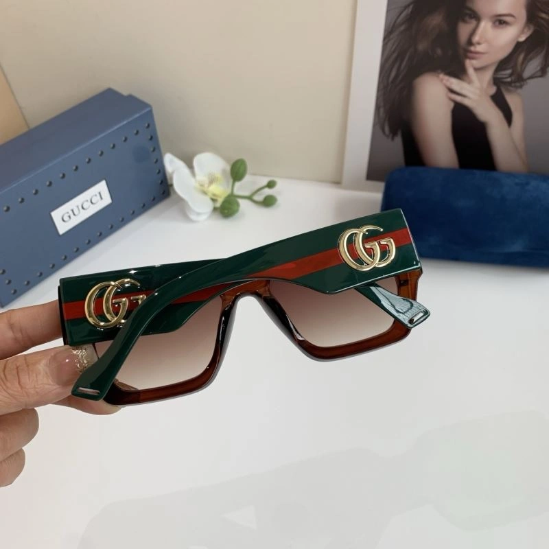 Fashionable Gucci Sunglasses 279412