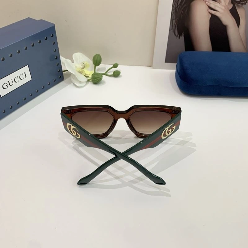 Fashionable Gucci Sunglasses 279412
