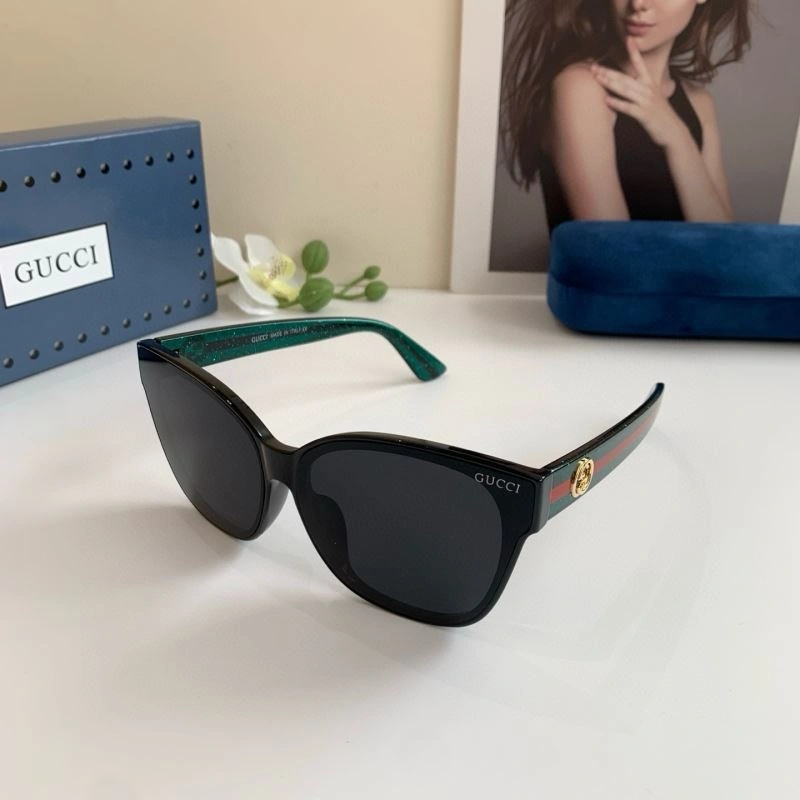 Efficient Gucci Sunglasses 279411