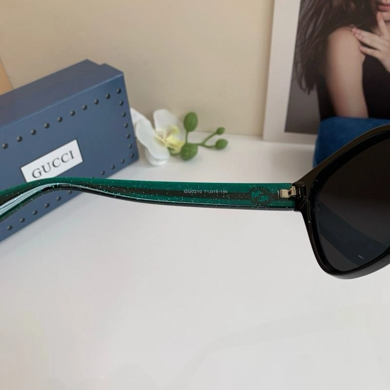 Efficient Gucci Sunglasses 279411